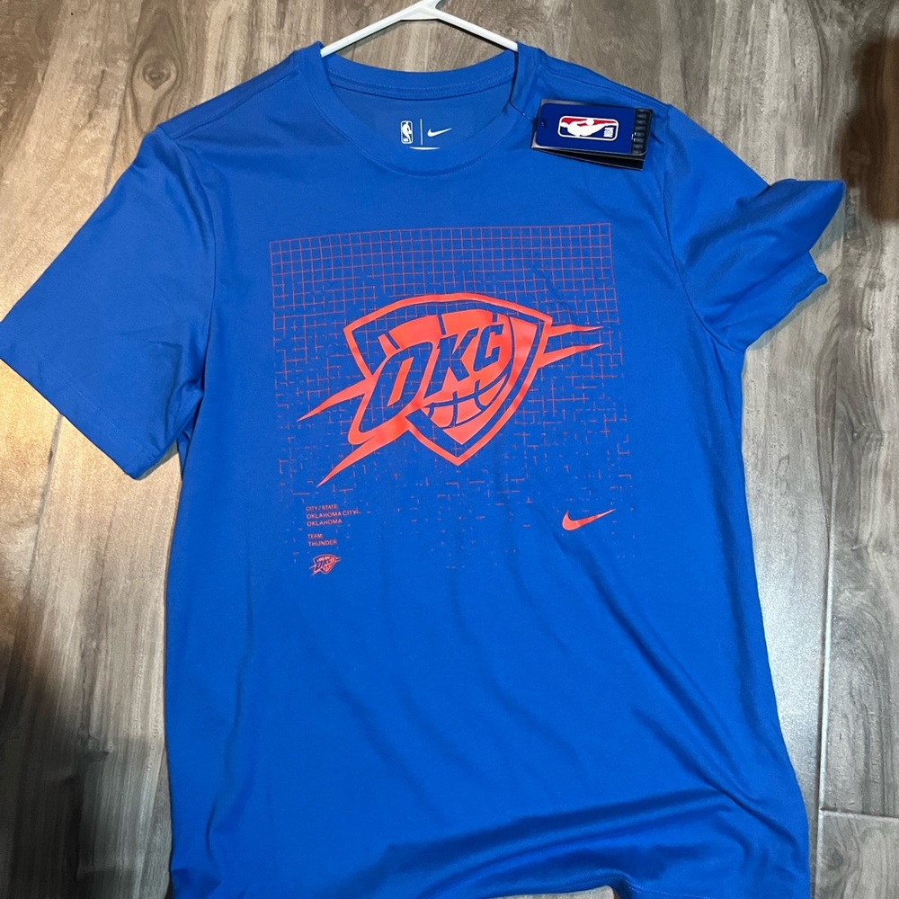 OKC Thunder Mens Tee | Unworn with tags
